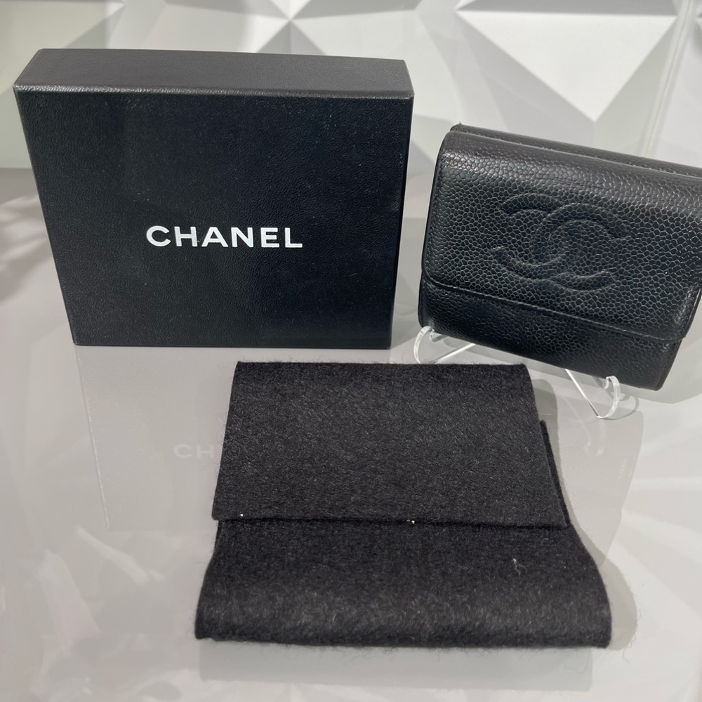 Chanel Black Caviar Wallet with box and cloth